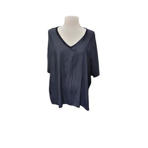 Lola & Sophie Black V-Neck Blouse – Size Large